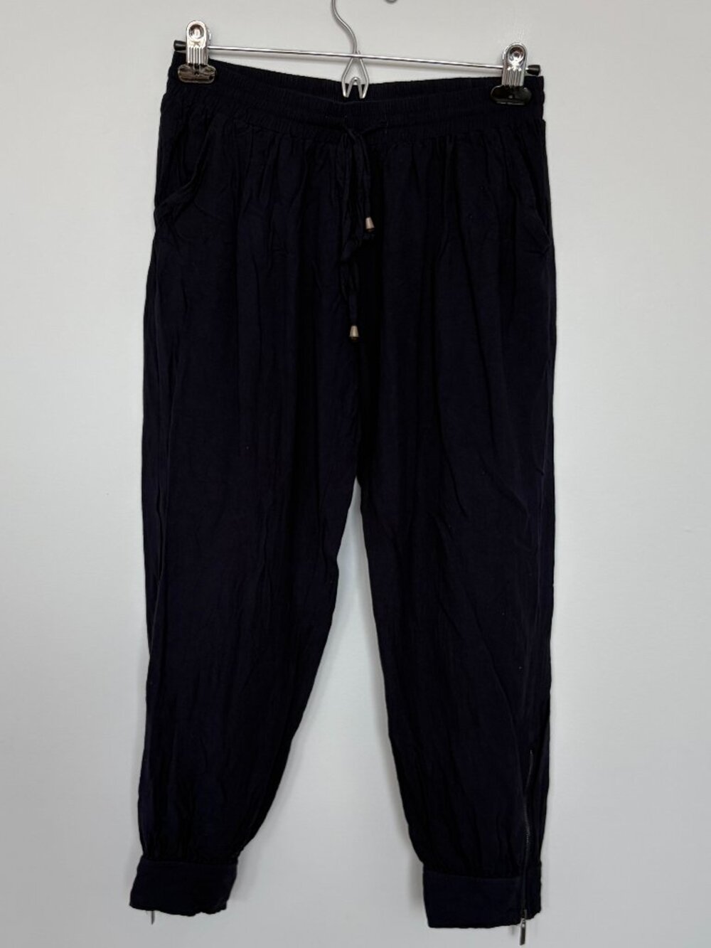 Solitaire Navy Cropped Joggers S